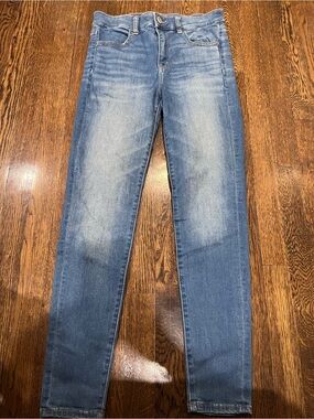 Classic Light American Eagle Jeans